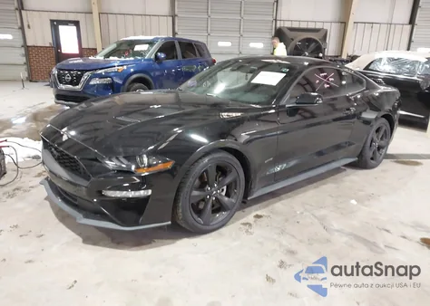 2021 Ford Mustang Ecoboost Fastback z USA, uszkodzony, nr VIN 1FA6P8TH4M5116872